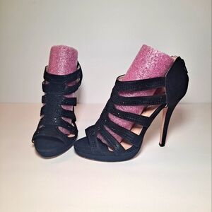 De Blossom Collection Black Heels Strappy Sandals With Black Beads Size 7.